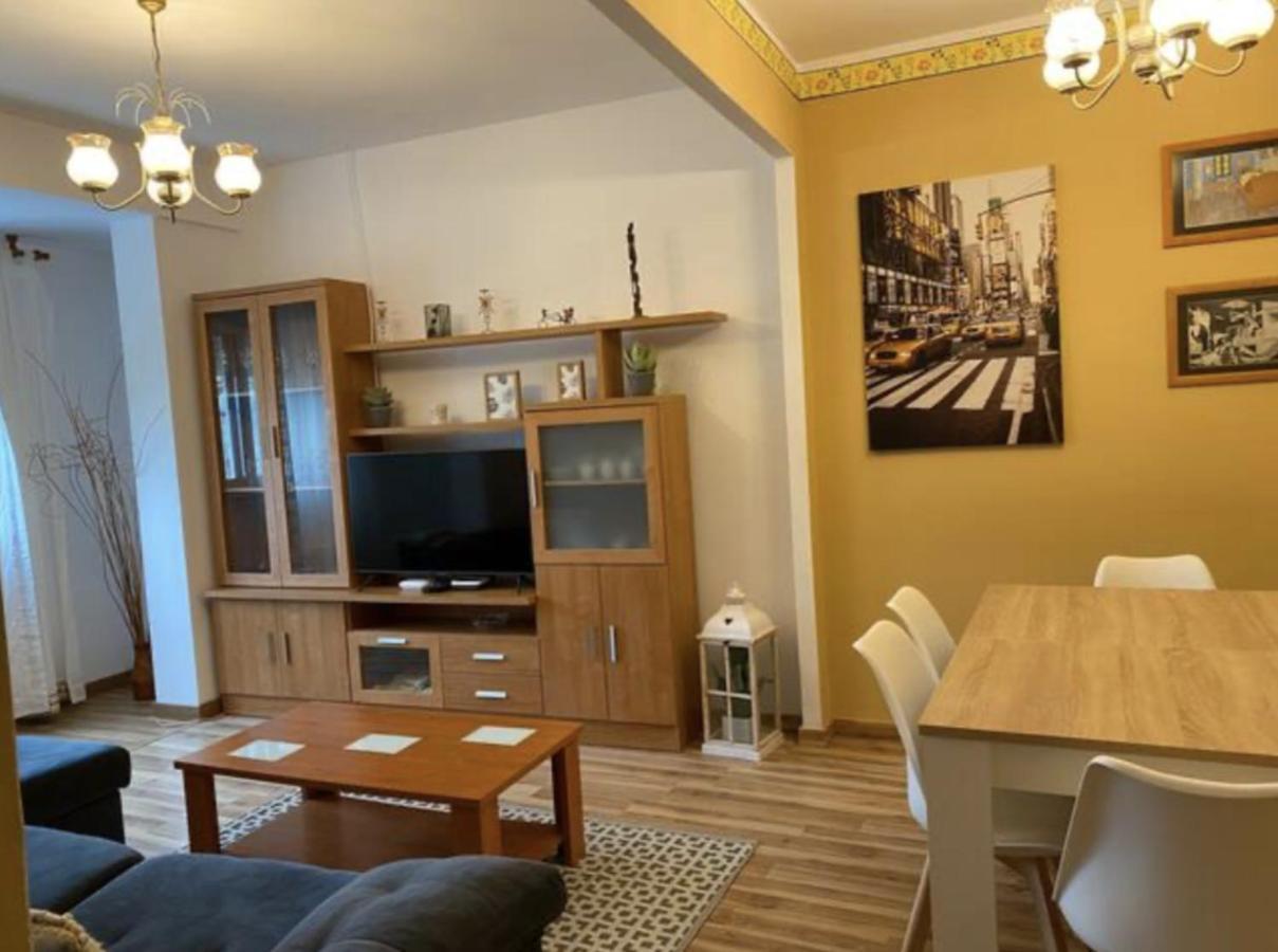 Pepona'S House - Wifi, Smart Tv & Netflix Apartment โอโกรเบ ภายนอก รูปภาพ
